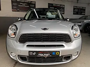 Used 2014 MINI Countryman Cooper Silver - Interior and Exterior details 7