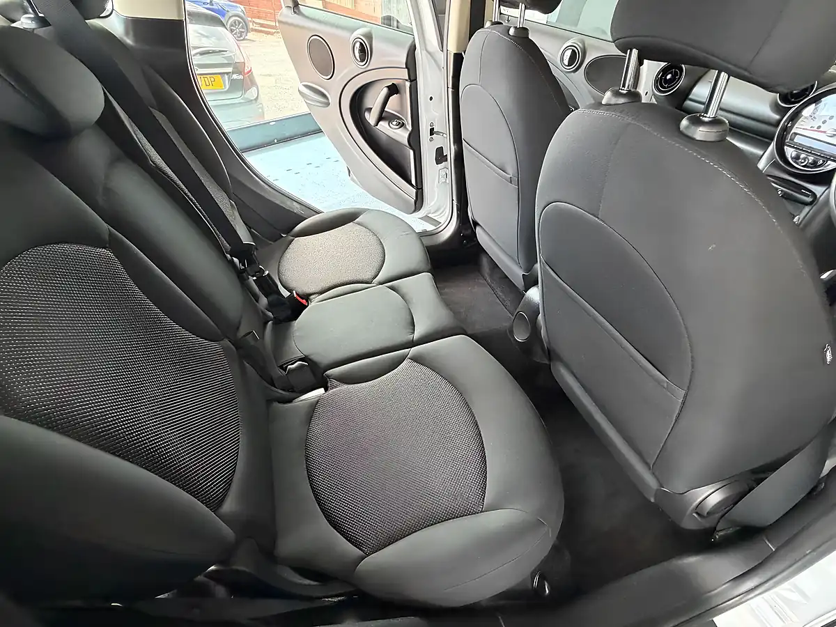 Used 2014 MINI Countryman Cooper White - Interior and Exterior details 14