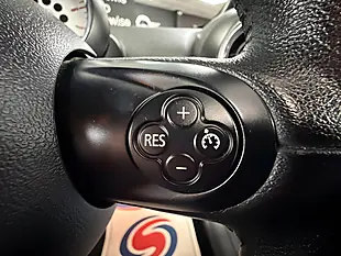 Used 2014 MINI Countryman Cooper White - Interior and Exterior details 12