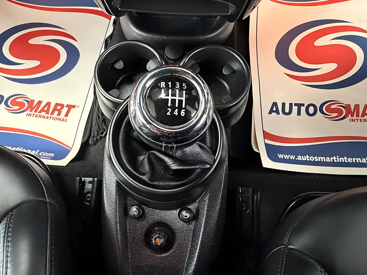Used 2014 MINI Countryman Cooper White - Interior and Exterior details 16