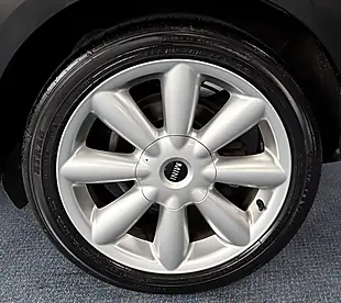 Used 2014 MINI Countryman Cooper White - Interior and Exterior details 18