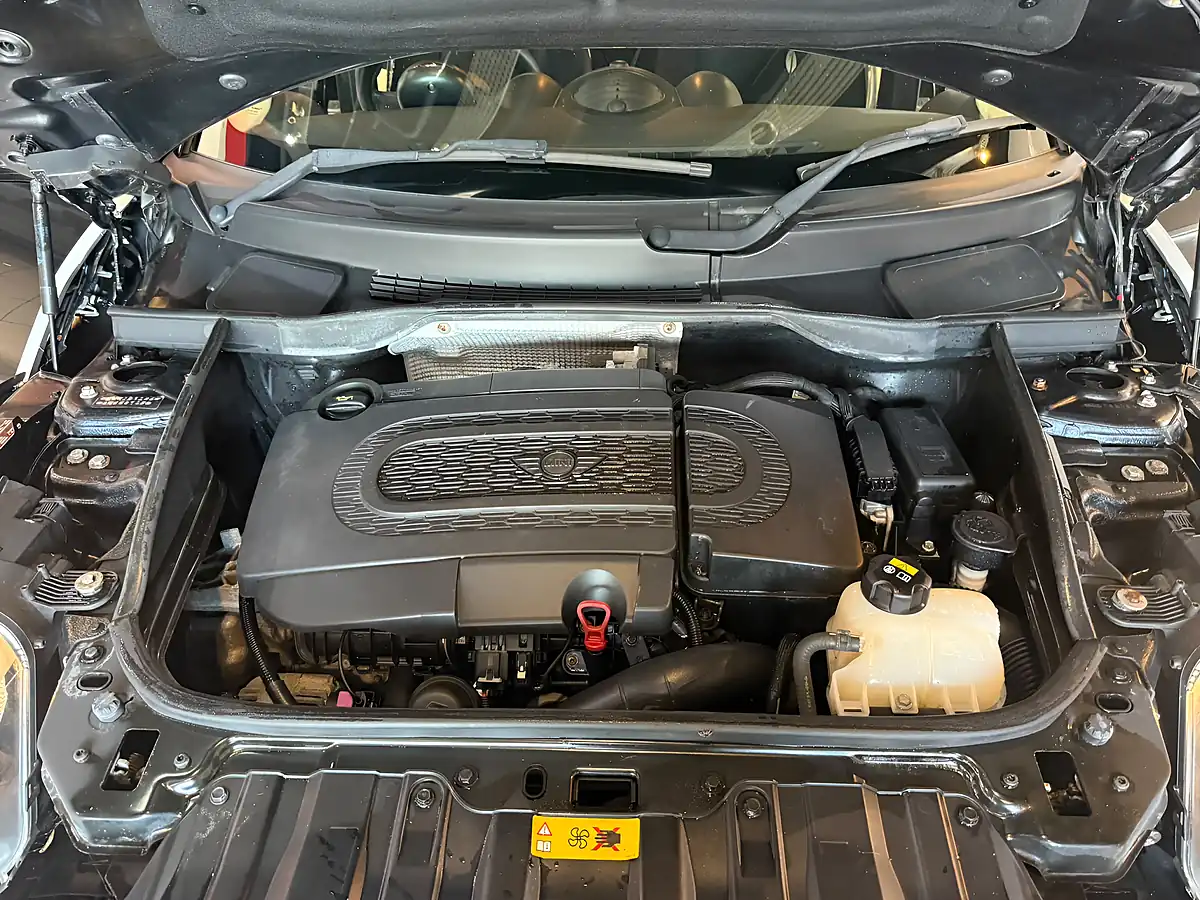 Used 2014 MINI Countryman One Black - Interior and Exterior details 18