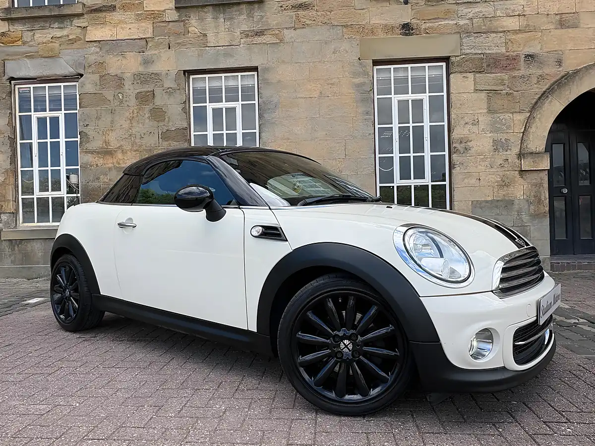 Used 2014 MINI Coupe Cooper White - Interior and Exterior details 8