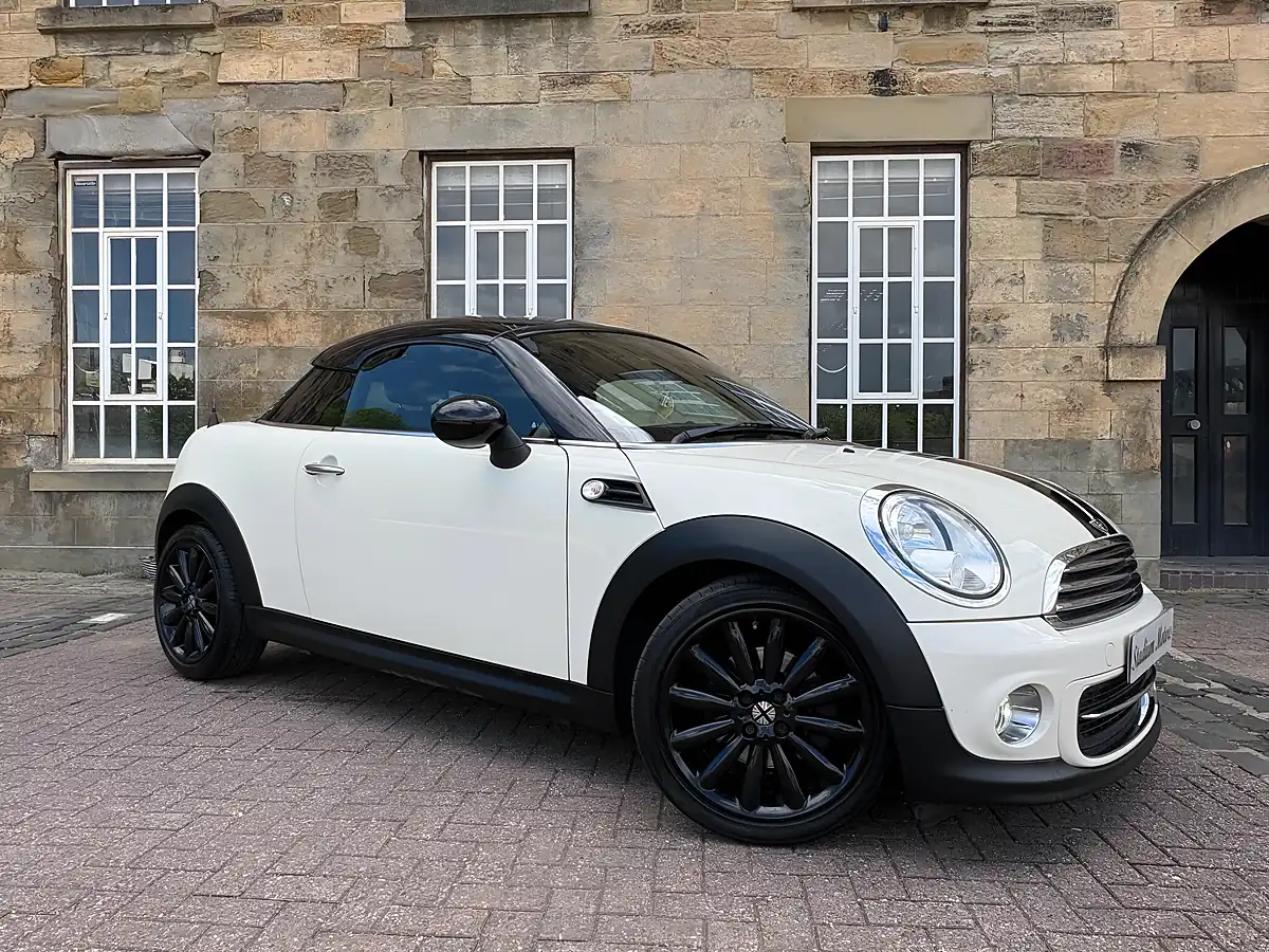 Used 2014 MINI Coupe Cooper White - Interior and Exterior details 9