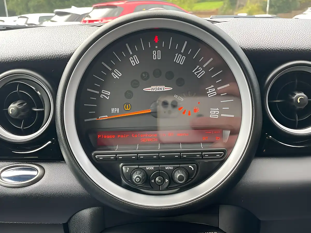 Used 2014 MINI Coupe John Cooper Works White - Interior and Exterior details 16