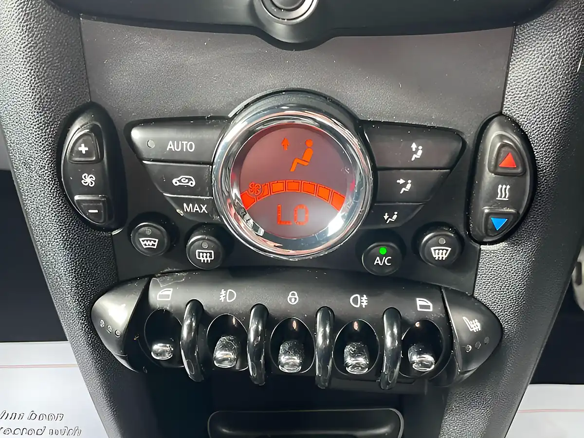 Used 2014 MINI Coupe John Cooper Works White - Interior and Exterior details 17