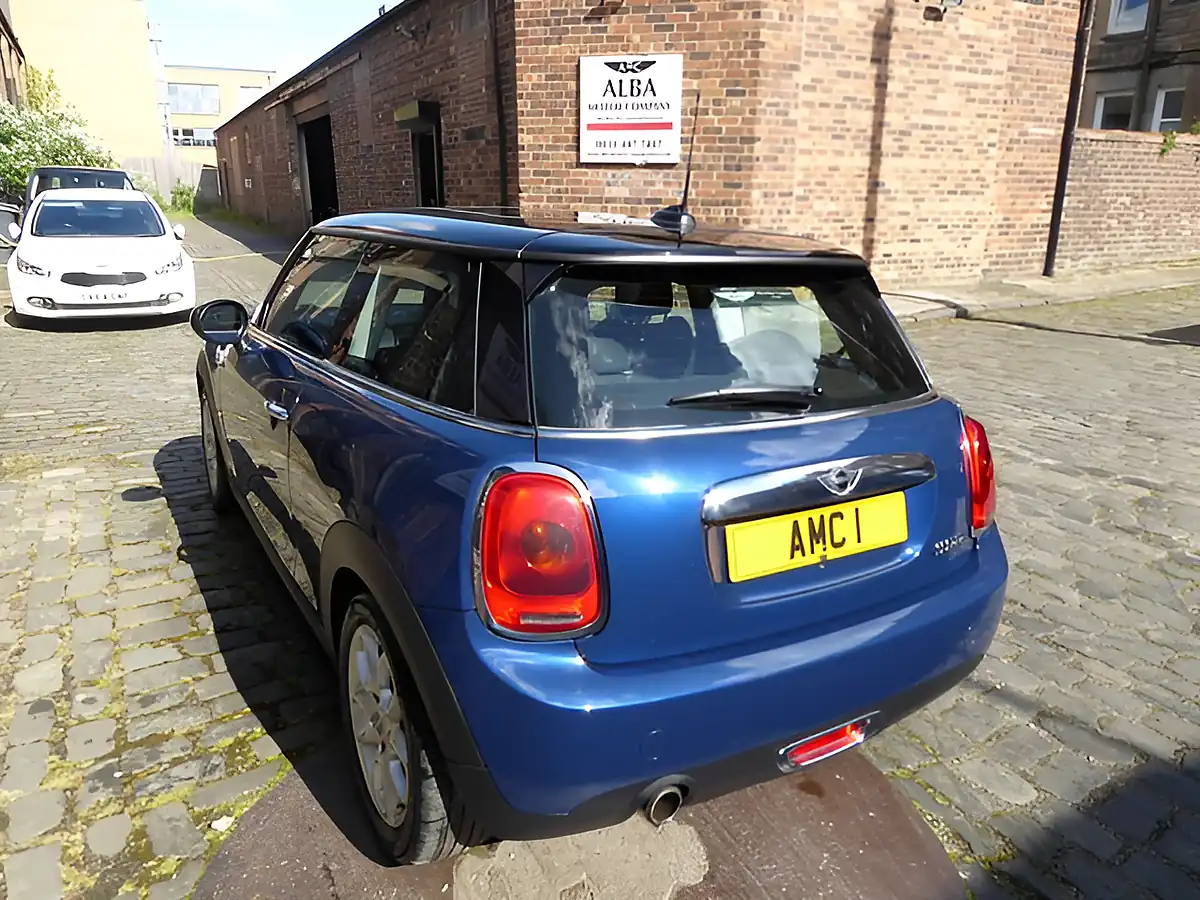 Used 2014 MINI Hatch Cooper Blue - Interior and Exterior details 4