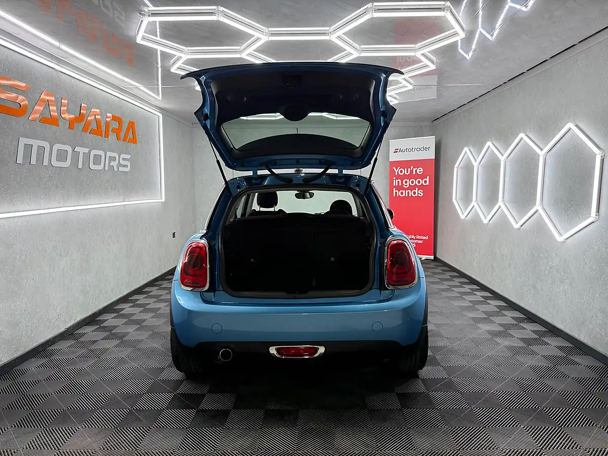 Used 2014 MINI Hatch Cooper Blue - Interior and Exterior details 13