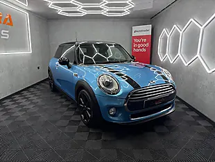 Used 2014 MINI Hatch Cooper Blue - Interior and Exterior details 8