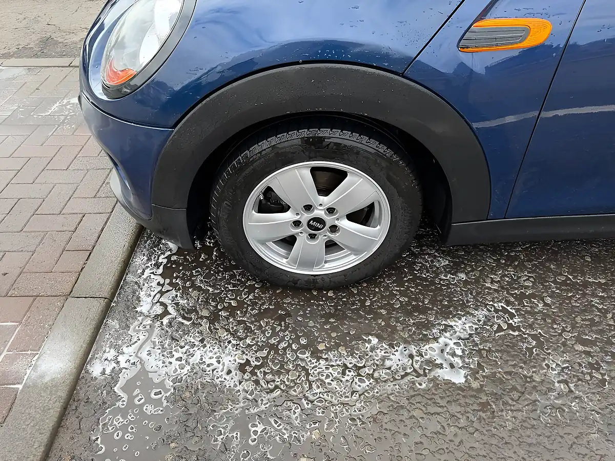 Used 2014 MINI Hatch Cooper Blue - Interior and Exterior details 14