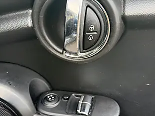 Used 2014 MINI Hatch Cooper Blue - Interior and Exterior details 12