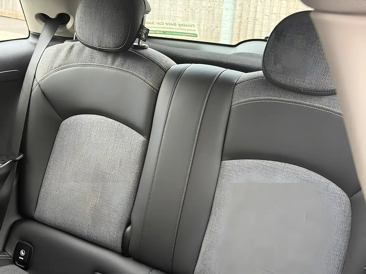 Used 2014 MINI Hatch Cooper Blue - Interior and Exterior details 4