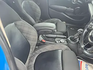 Used 2014 MINI Hatch Cooper Blue - Interior and Exterior details 11