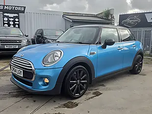 Used 2014 MINI Hatch Cooper Blue - Interior and Exterior details 3