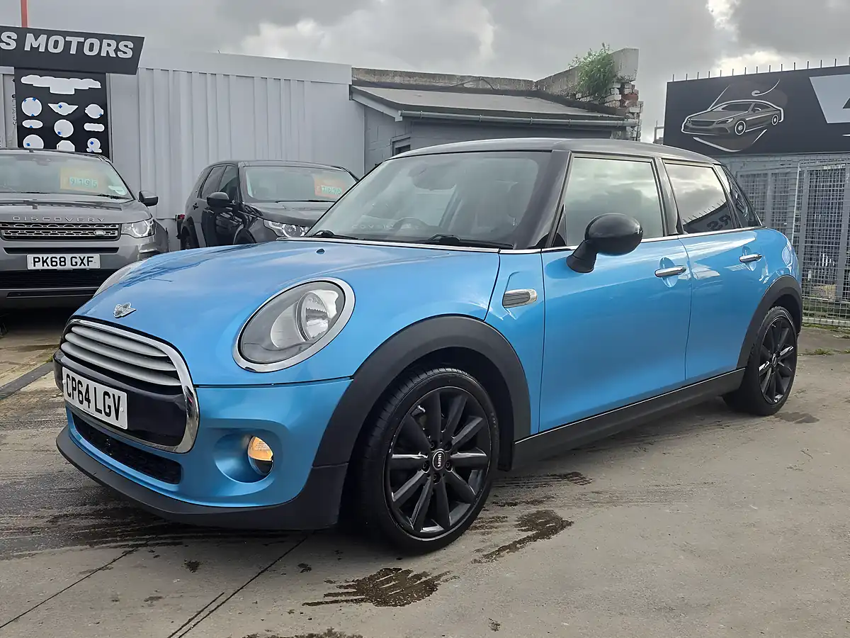 Used 2014 MINI Hatch Cooper Blue - Interior and Exterior details 3