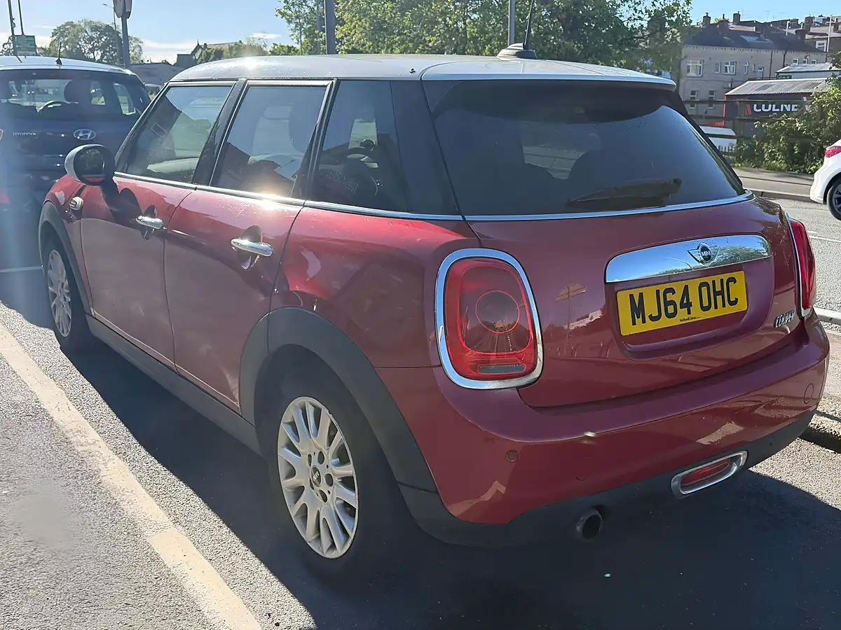 Used 2014 MINI Hatch Cooper (chili Ii Pack) Blazing Red Metallic - Interior and Exterior details 4