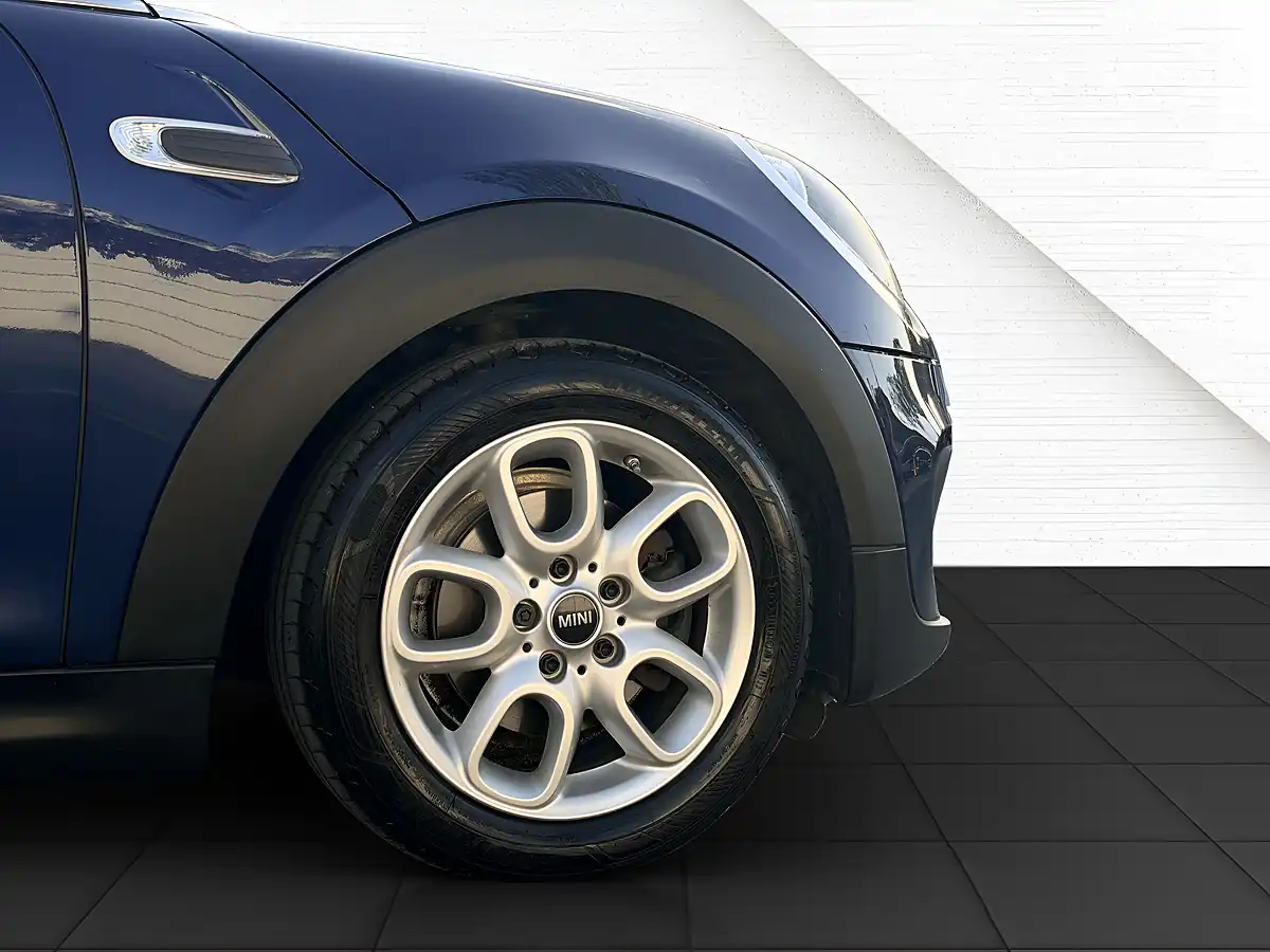 Used 2014 MINI Hatch Cooper Deep Blue - Interior and Exterior details 7