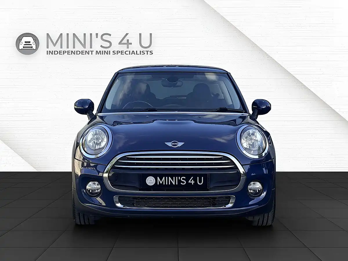 Used 2014 MINI Hatch Cooper Deep Blue - Interior and Exterior details 9