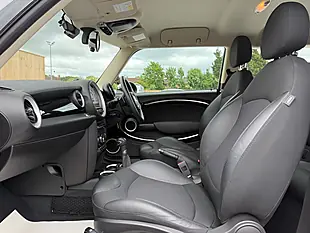 Used 2014 MINI Hatch Cooper Green - Interior and Exterior details 12