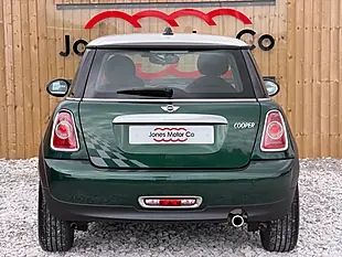 Used 2014 MINI Hatch Cooper Green - Interior and Exterior details 7