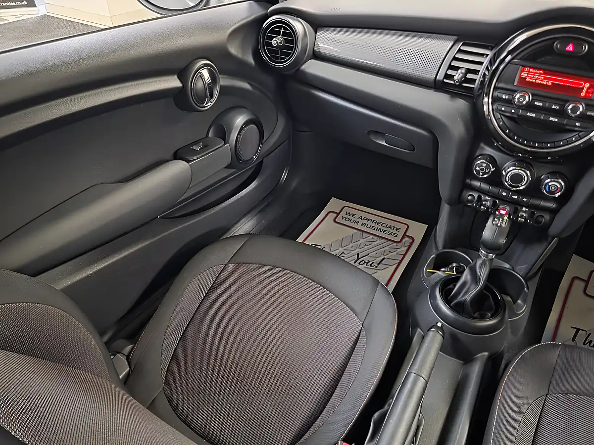 Used 2014 MINI Hatch Cooper Grey - Interior and Exterior details 15