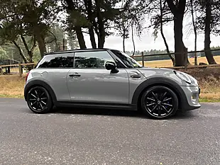 Used 2014 MINI Hatch Cooper Grey - Interior and Exterior details 3