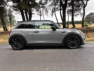 Used 2014 MINI Hatch Cooper Grey - Interior and Exterior details 4