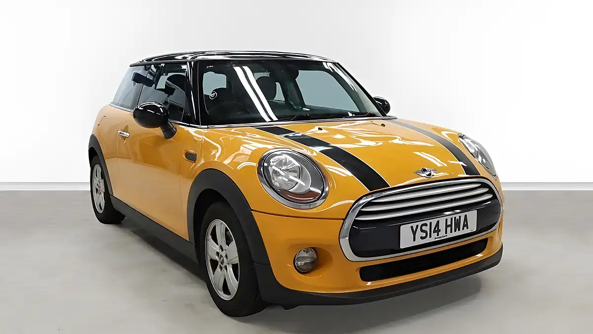 Used 2014 MINI Hatch Cooper Orange - Front View