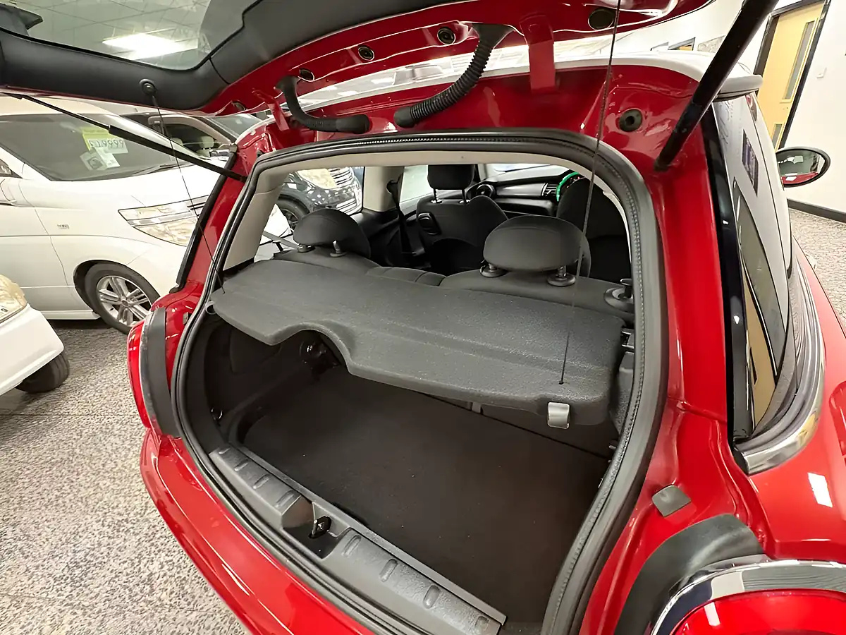 Used 2014 MINI Hatch Cooper Red - Interior and Exterior details 18