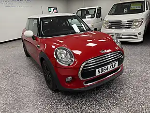 Used 2014 MINI Hatch Cooper Red - Interior and Exterior details 8