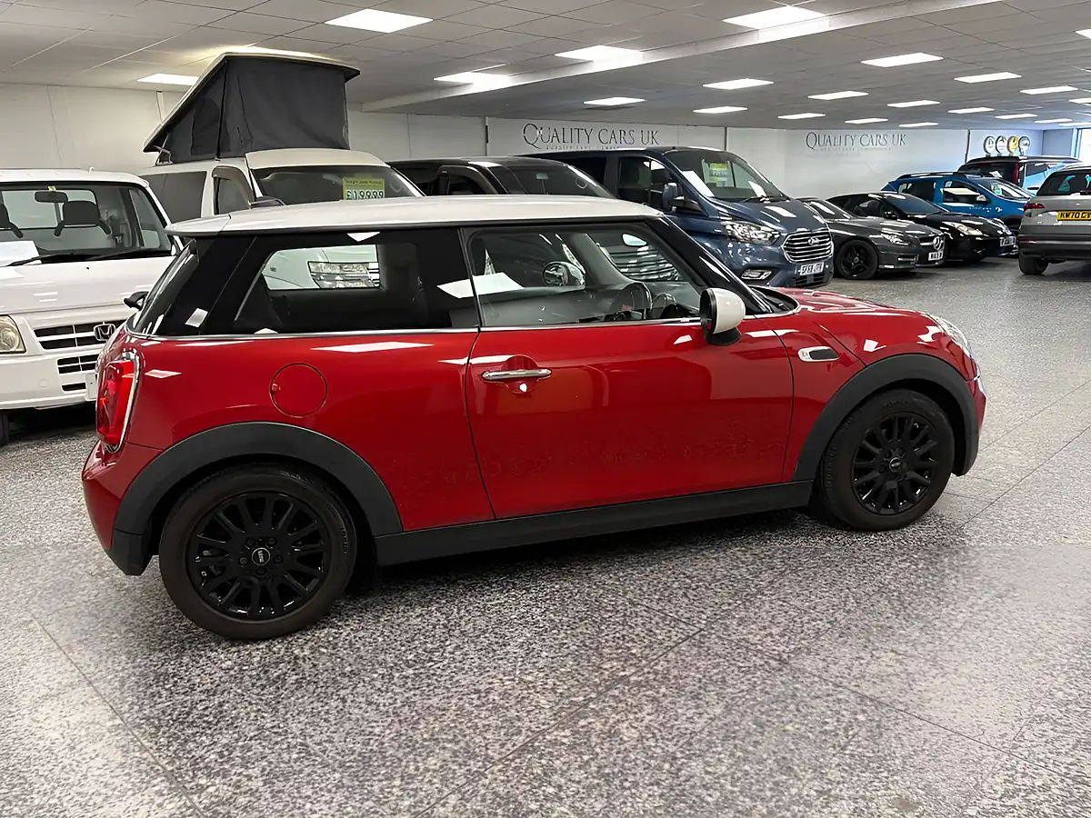 Used 2014 MINI Hatch Cooper Red - Interior and Exterior details 9