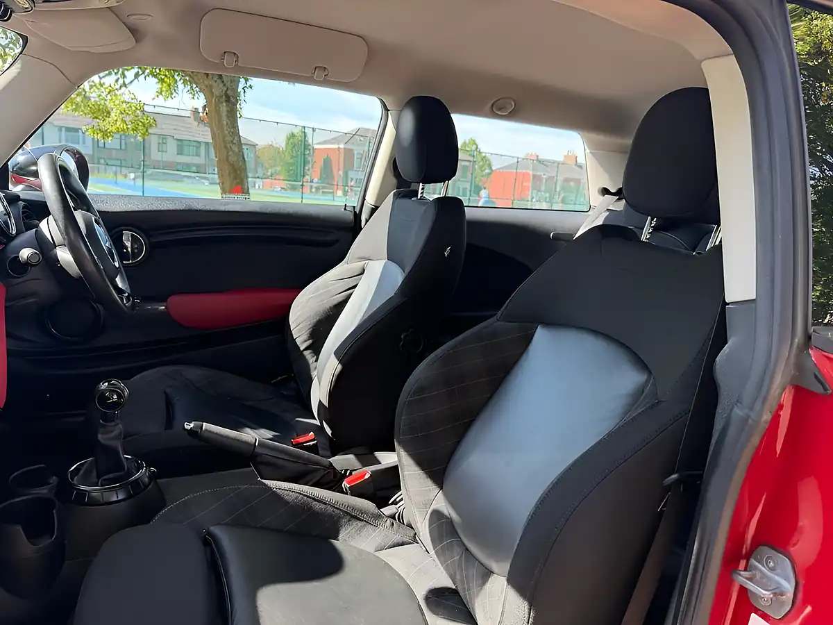 Used 2014 MINI Hatch Cooper Red - Interior and Exterior details 13