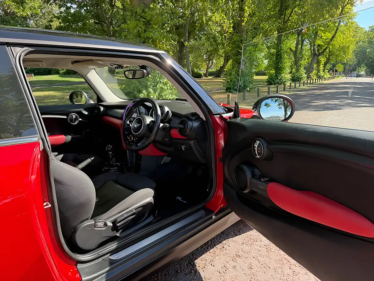 Used 2014 MINI Hatch Cooper Red - Interior and Exterior details 8