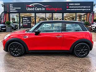 Used 2014 MINI Hatch Cooper Red - Interior and Exterior details 3
