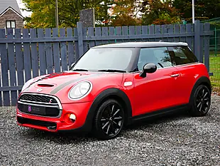 Used 2014 MINI Hatch Cooper S Blazing Red - Interior and Exterior details 4