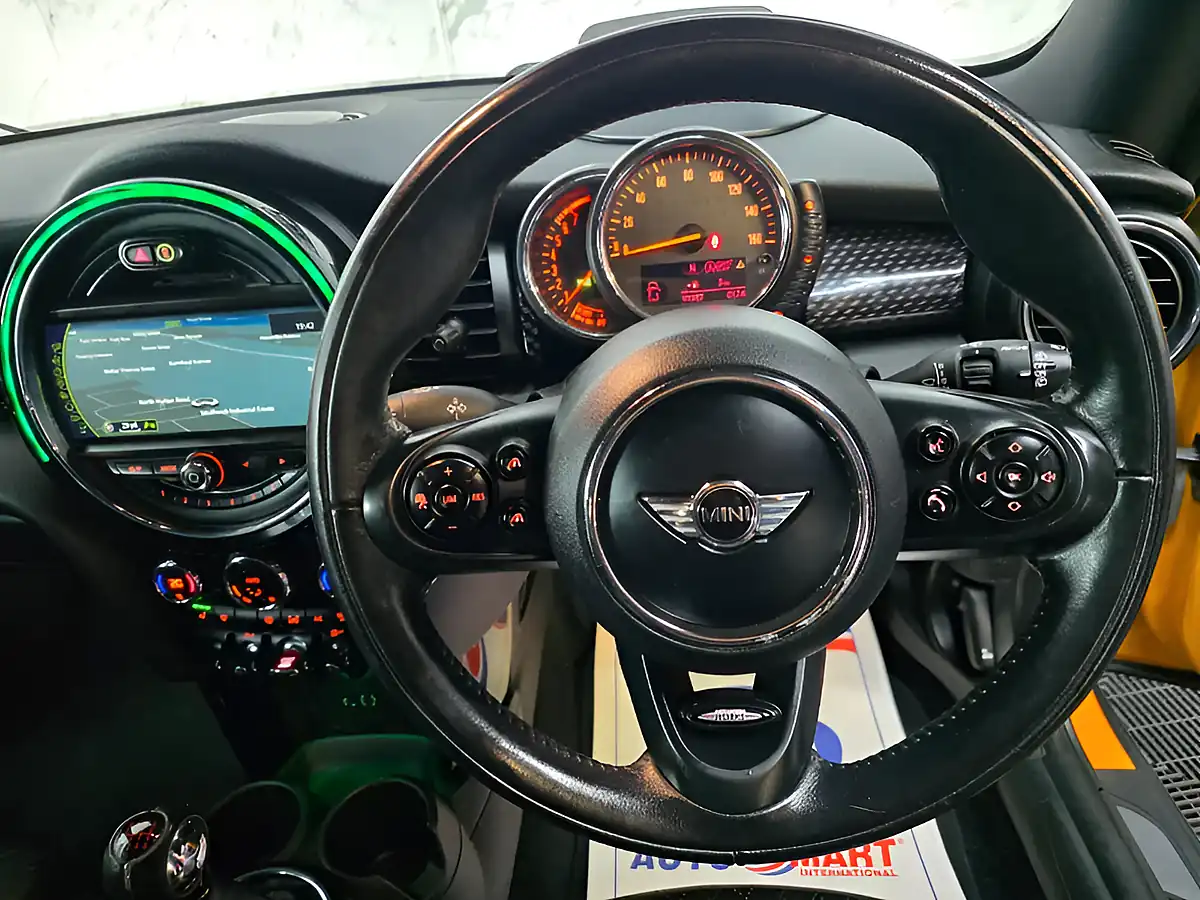 Used 2014 MINI Hatch Cooper S Volcanic Orange - Interior and Exterior details 10