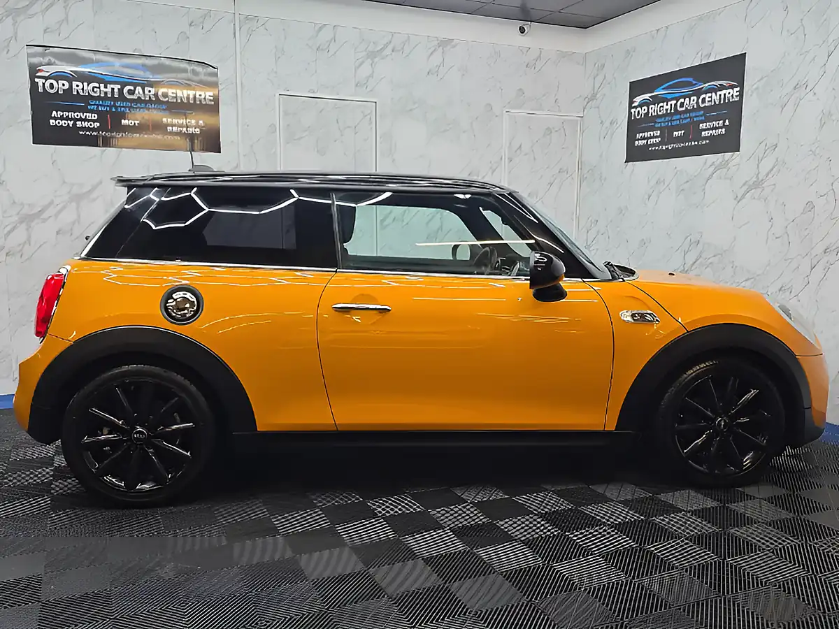 Used 2014 MINI Hatch Cooper S Volcanic Orange - Interior and Exterior details 7