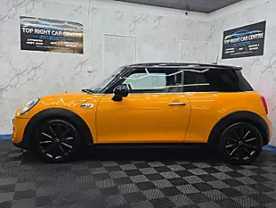 Used 2014 MINI Hatch Cooper S Volcanic Orange - Interior and Exterior details 9