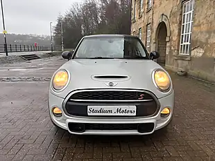 Used 2014 MINI Hatch Cooper Silver - Interior and Exterior details 12