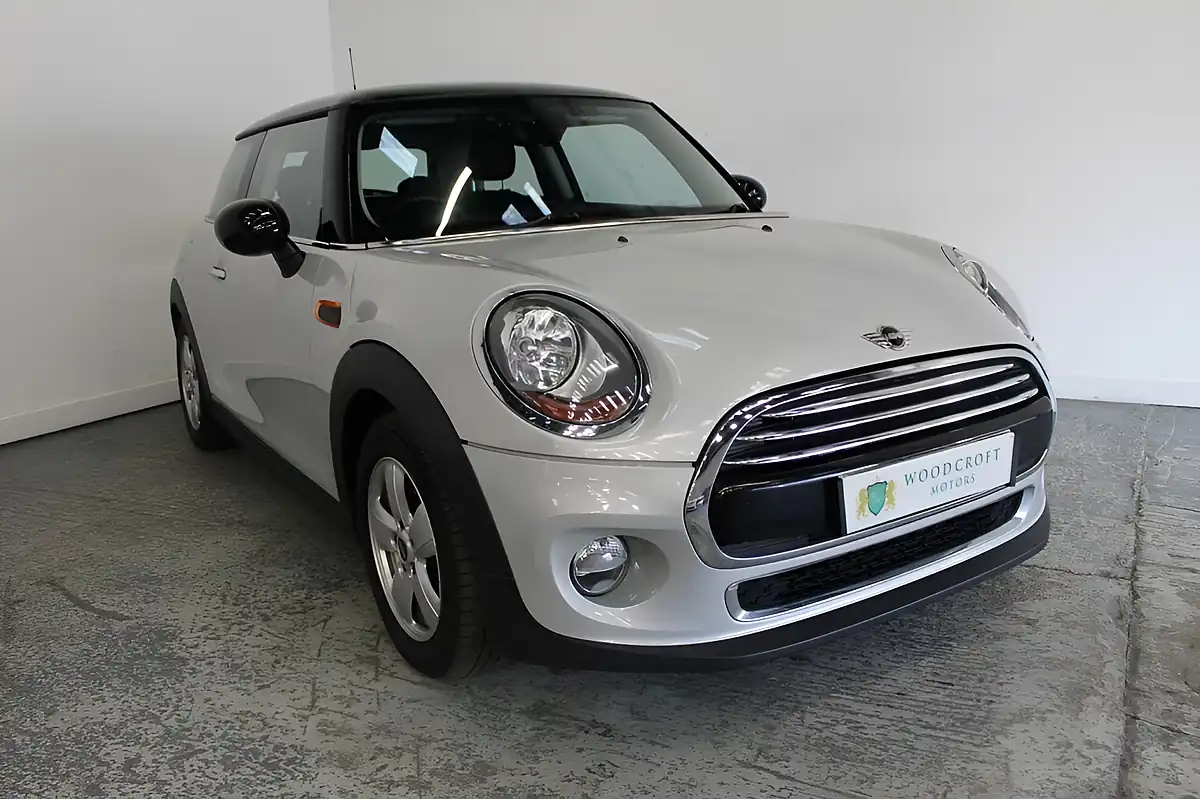 Used 2014 MINI Hatch Cooper Silver - Front View