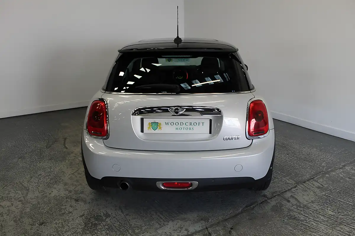 Used 2014 MINI Hatch Cooper Silver - Interior and Exterior details 10