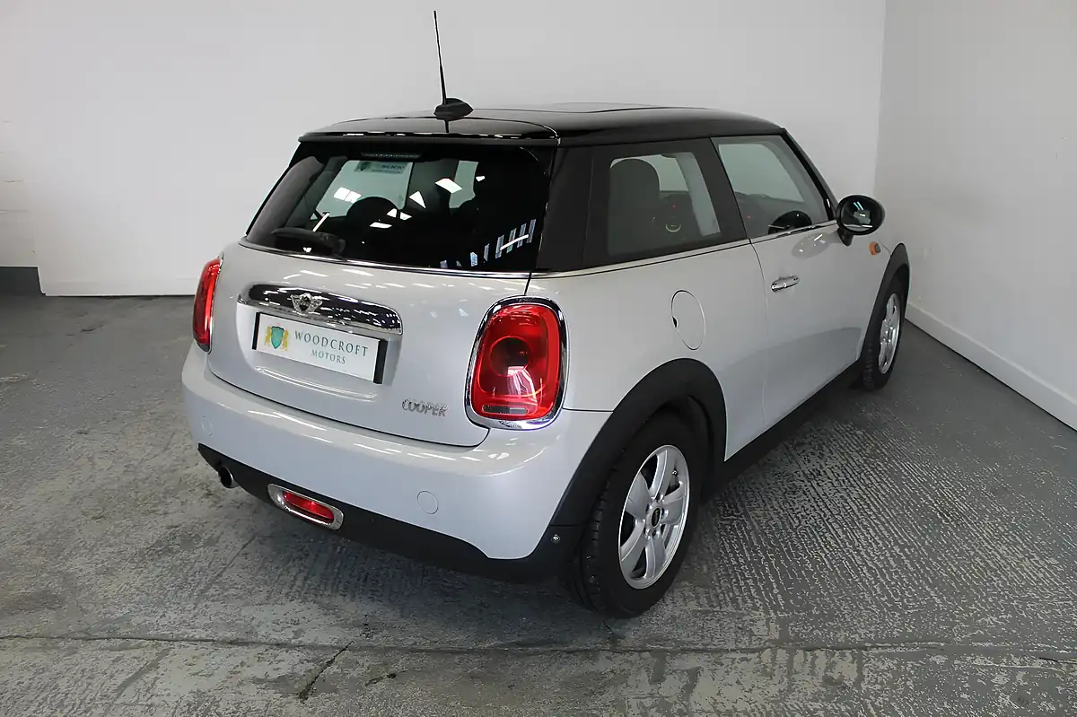Used 2014 MINI Hatch Cooper Silver - Interior and Exterior details 6