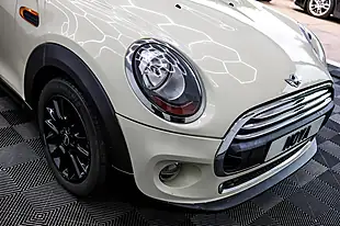 Used 2014 MINI Hatch Cooper White - Interior and Exterior details 17