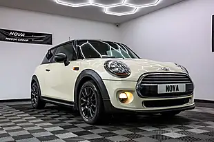 Used 2014 MINI Hatch Cooper White - Interior and Exterior details 3