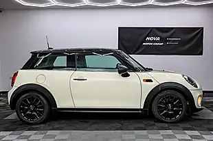 Used 2014 MINI Hatch Cooper White - Interior and Exterior details 5