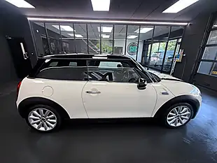 Used 2014 MINI Hatch Cooper White - Interior and Exterior details 16