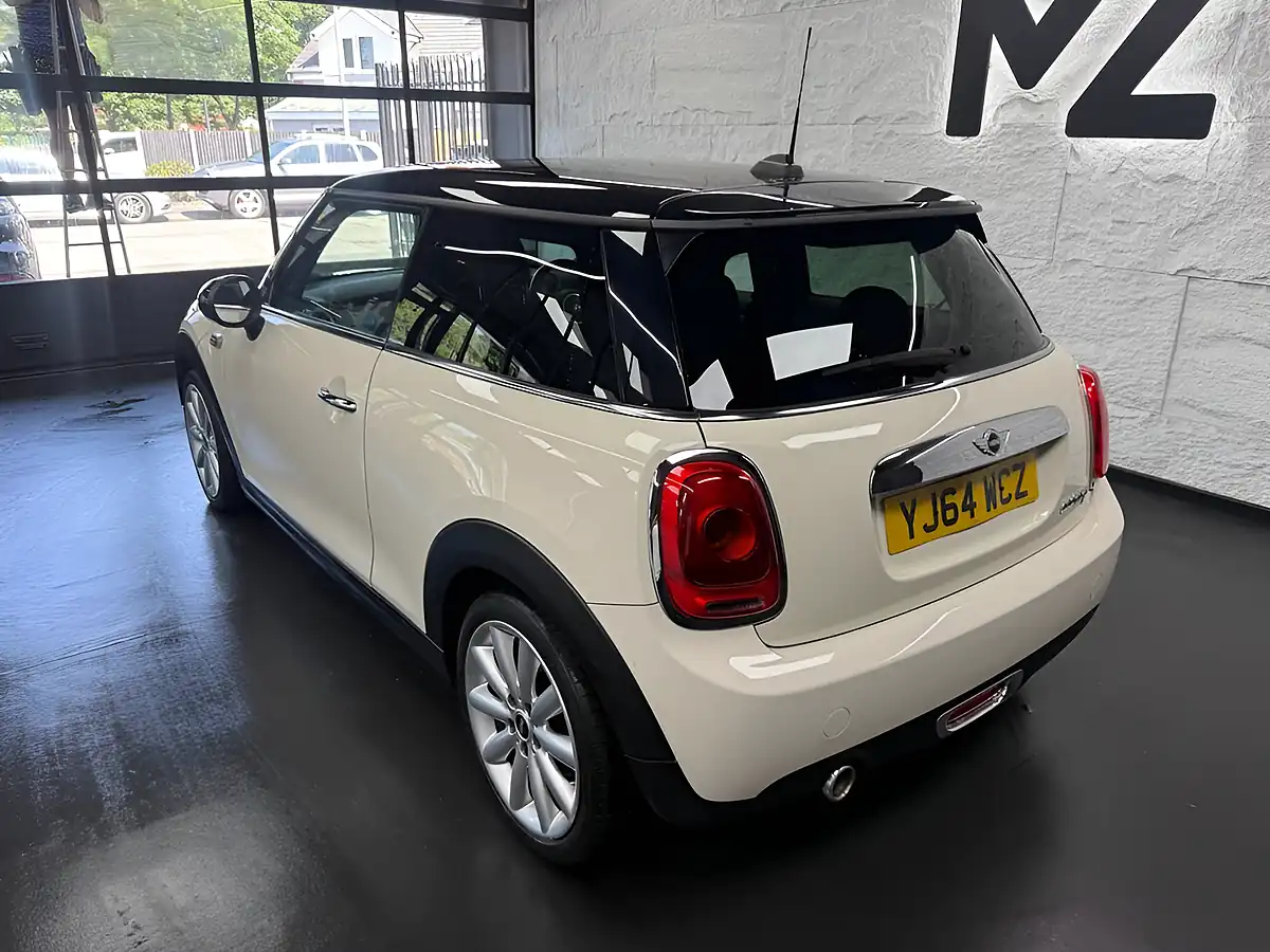 Used 2014 MINI Hatch Cooper White - Interior and Exterior details 6