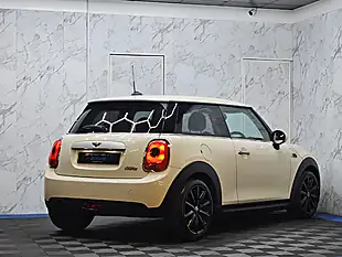 Used 2014 MINI Hatch Cooper White - Interior and Exterior details 9