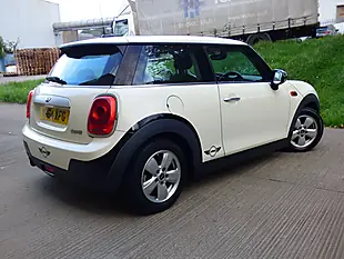 Used 2014 MINI Hatch Cooper White - Interior and Exterior details 12