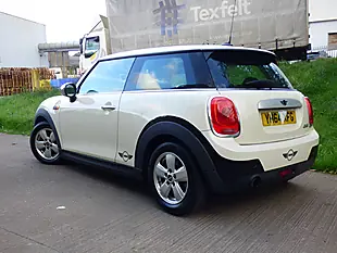 Used 2014 MINI Hatch Cooper White - Interior and Exterior details 17
